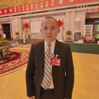 讓每個孩子身上有汗，眼里有光，一生向陽